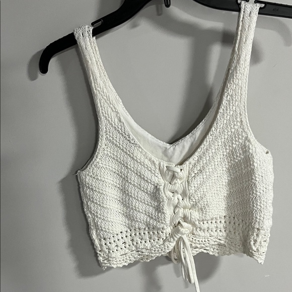 Hollister Cream Knit Sleeveless Top - Picture 4 of 6